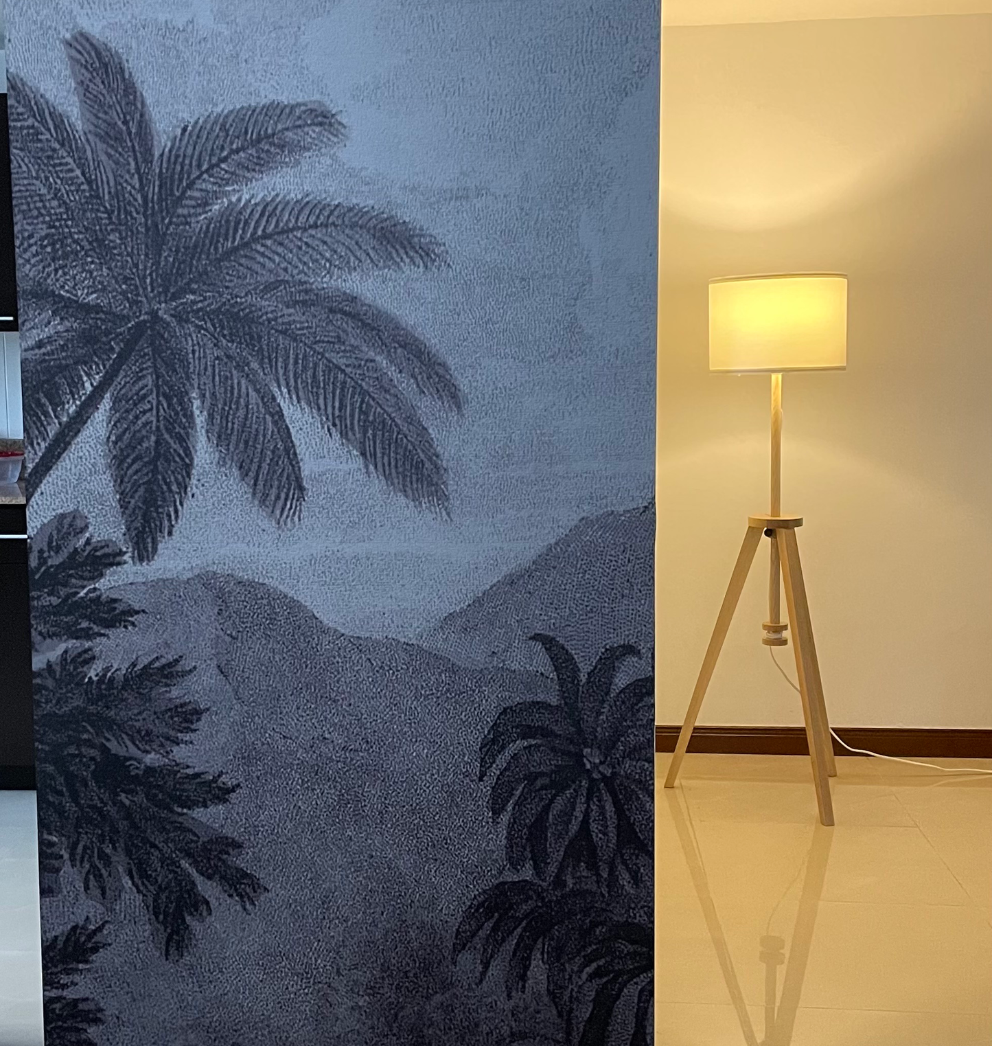 Papel Tapiz Mural Tropico Grises - Rollo en vinilo